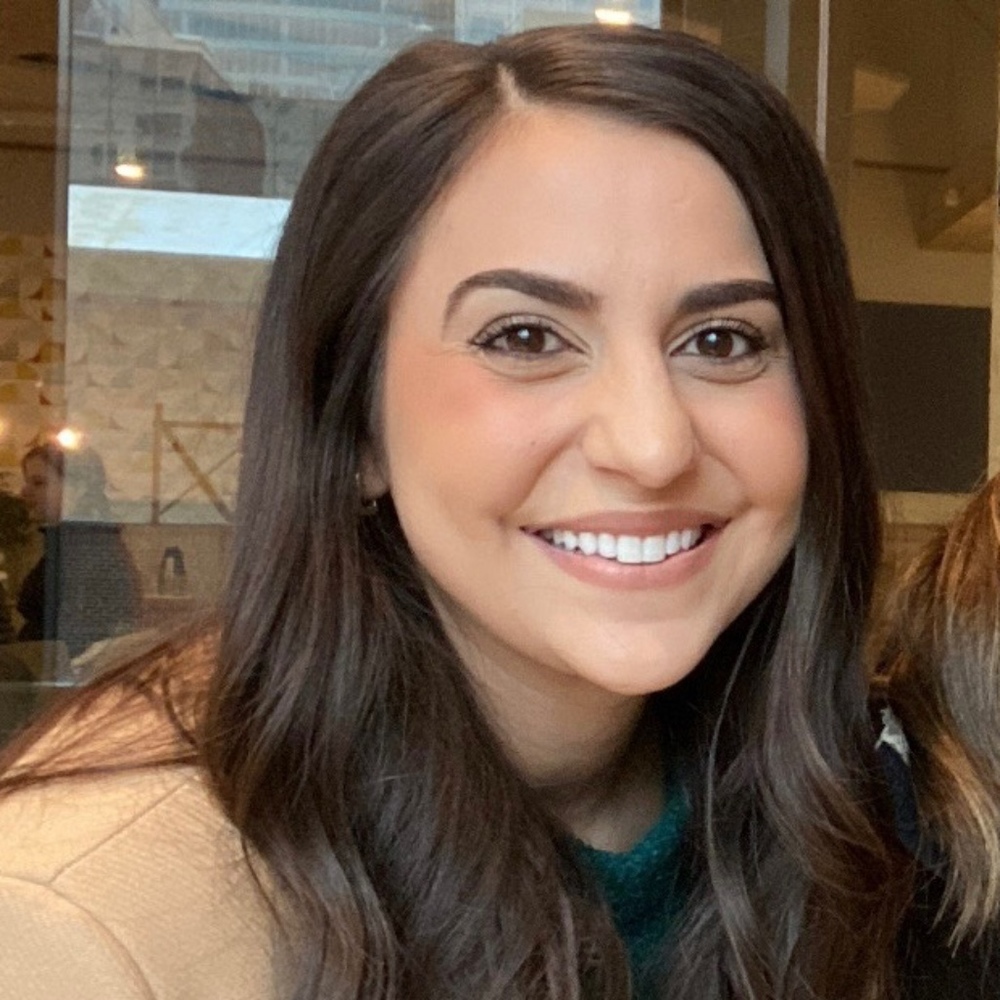 Meet your Posher, Emina